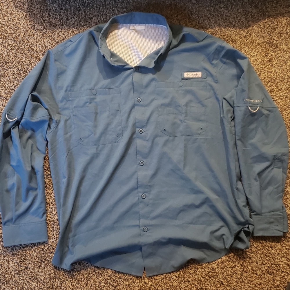 Columbia PFG longsleeve shirt